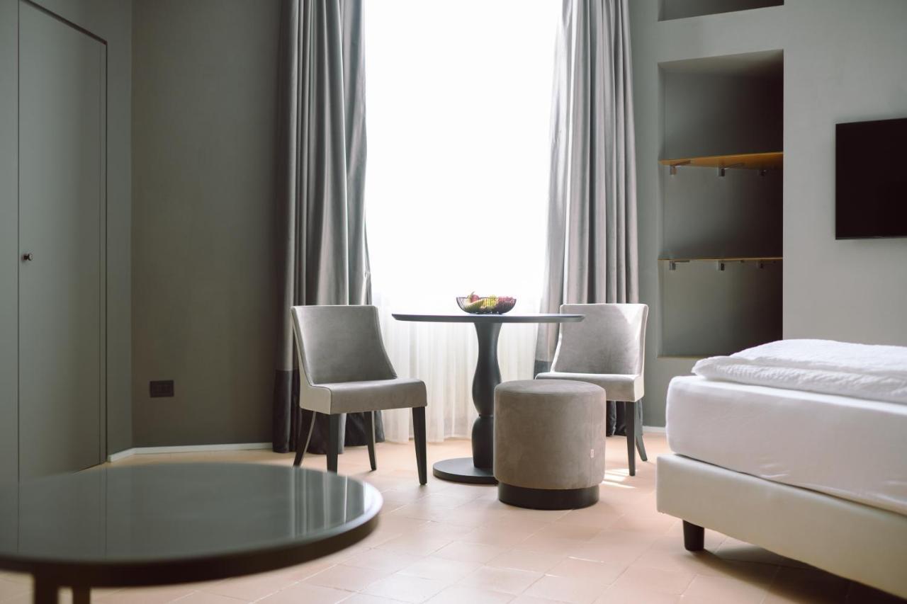 Palazzo Froussard B&B And Living Lucca Exterior foto
