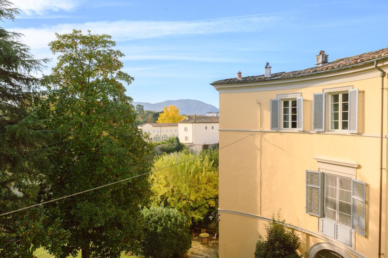 Palazzo Froussard B&B And Living Lucca Exterior foto